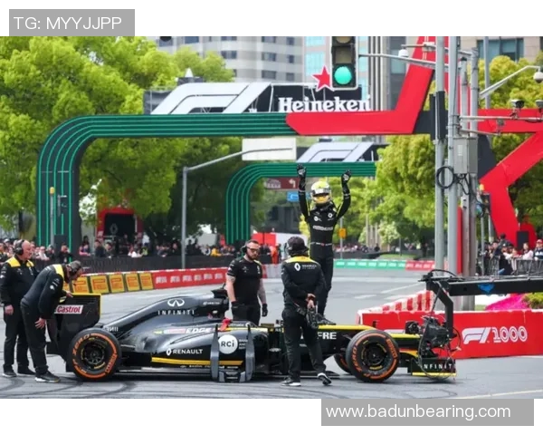 吴敏专访：从乒乓球新星到冠军的奋斗与成长之路回顾实时数据